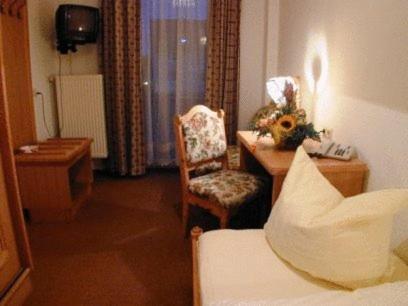 Hotel Restaurant Hassia Frielendorf Szoba fotó